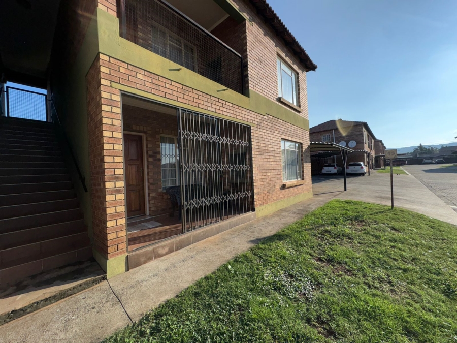 2 Bedroom Property for Sale in Waterval East North West